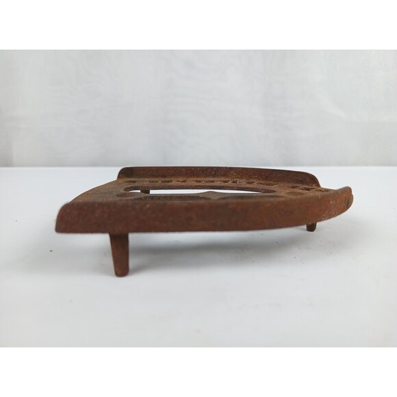 Vintage Iron Rest Iron Stand Cast Iron Trivet Enterprise FC Co Philadelphia - Picture 6 of 10